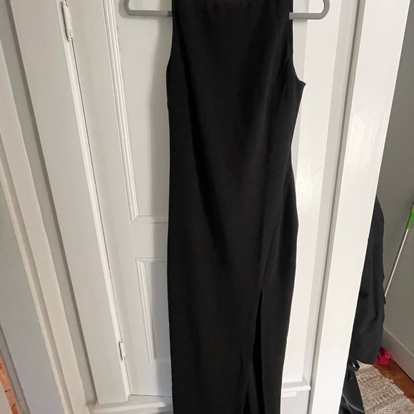 Showpo Aisha Maxi Dress - sleeveless- Twist Back - Bodycon - Black - Picture 5 of 5